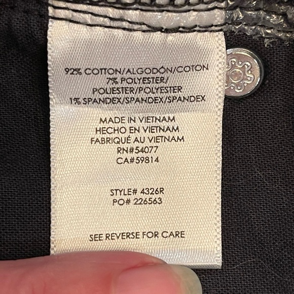 Cabi 5th Avenue Jeans - Picture 6 of 6